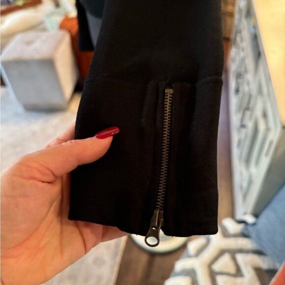 Cable and Gauge Black Asymmetrical Zip Jacket - Picture 2 of 5